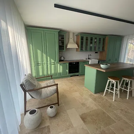 Villa Guduce Vila 4